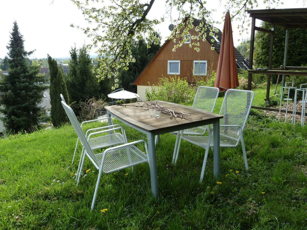 Helle 70 Qm Ferienwohnung Mit Herrlichem Blick Teningen Exterior photo